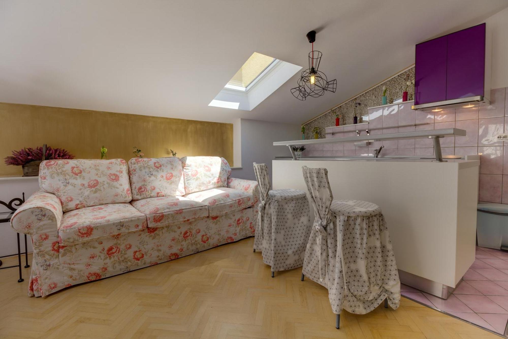 Apartments Mandarina Mali Lošinj Rum bild