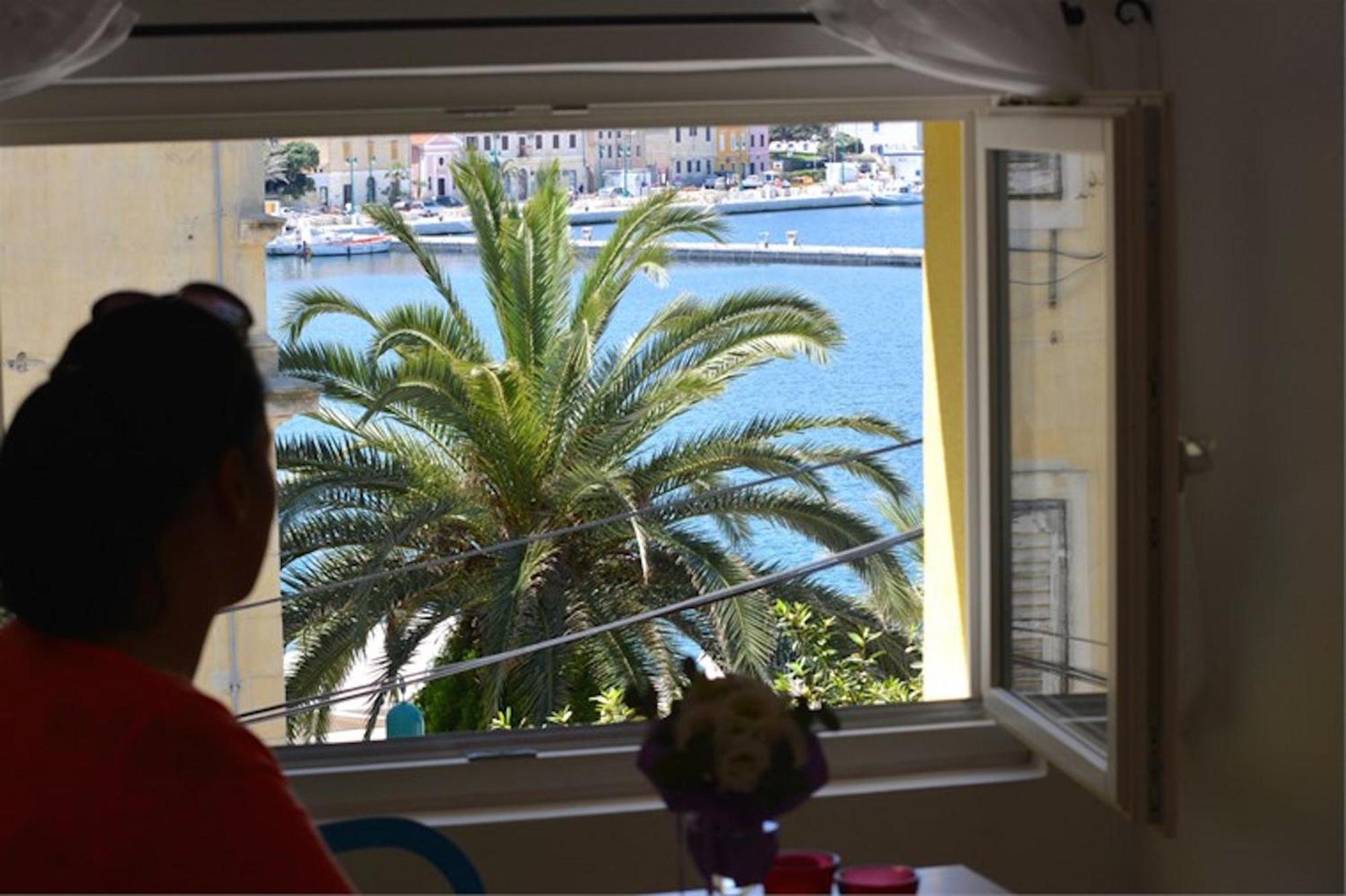 Apartments Mandarina Mali Lošinj Rum bild